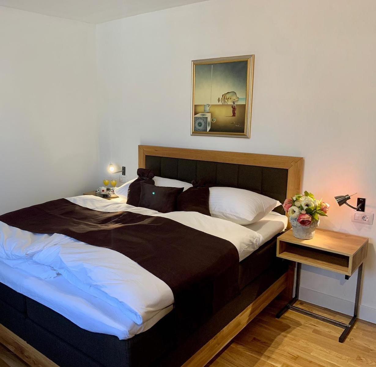 Motel Kiwi Grude Экстерьер фото