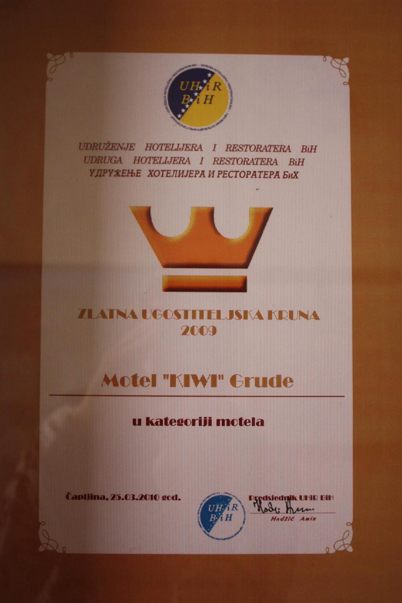 Motel Kiwi Grude Экстерьер фото