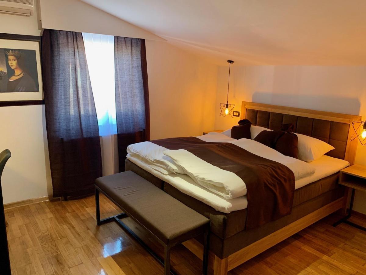 Motel Kiwi Grude Экстерьер фото