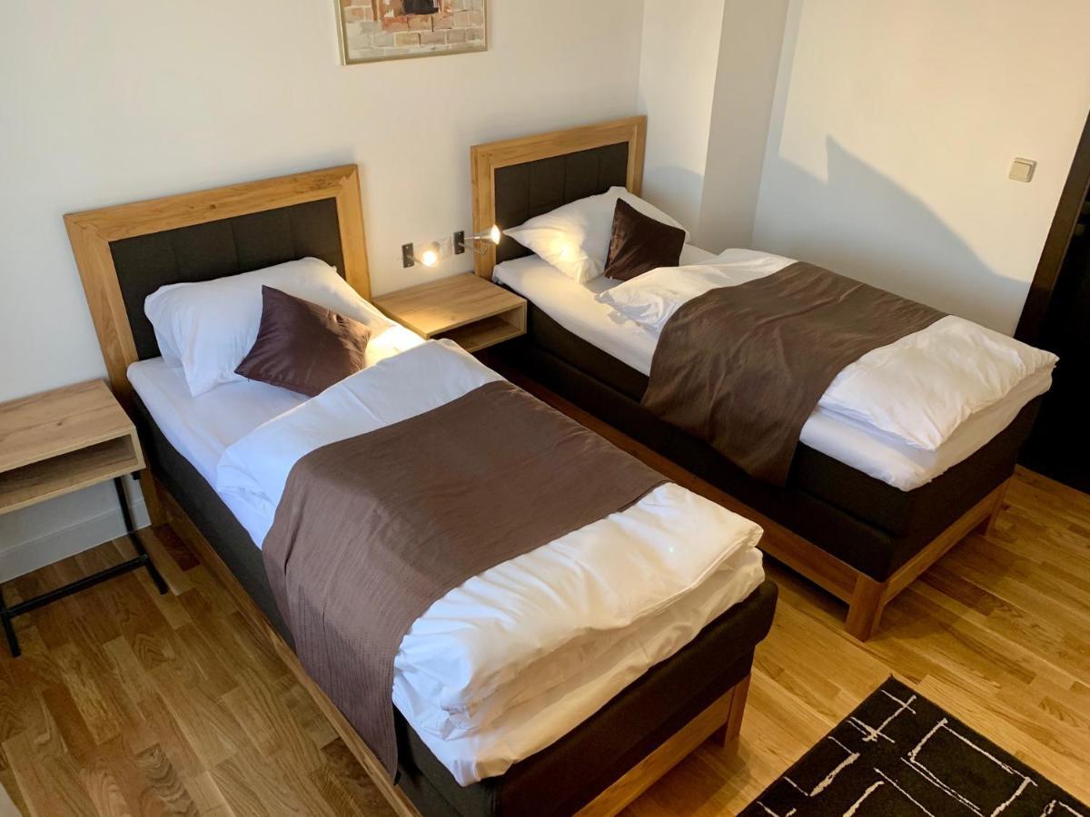 Motel Kiwi Grude Экстерьер фото